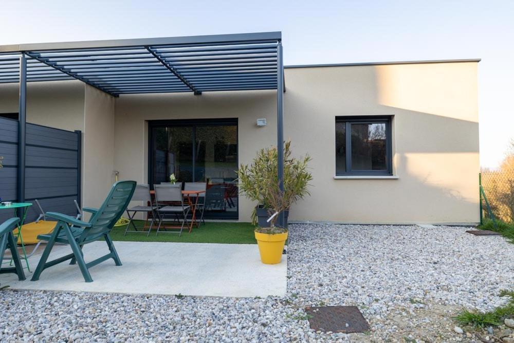L'Escapade Dauphinoise, Gite 2 Chambres Avec Terrasse Et Clim Beaucroissant Kültér fotó